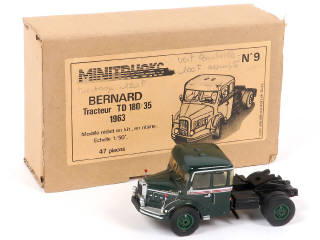 Lot 215 - MINITRUCKS (FRANCE) (1)