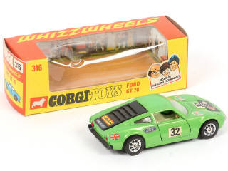 Lot 202 - CORGI TOYS (GB) (1)