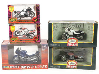 Lot 118 - DIVERS (5)
