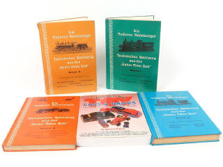 Lot 8 - DIVERS (5)