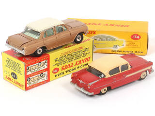 Lot 225 - DINKY TOYS (GB) (2)