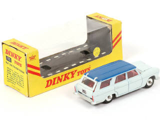 Lot 197 - DINKY TOYS (GB) (1)