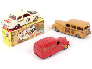 Lot 236 - DINKY TOYS (GB) (3)