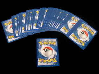 Lot 11 - POKEMON COMPANY (FRANCE) (1)