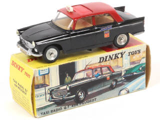 Lot 384 - DINKY TOYS (FRANCE) (1)