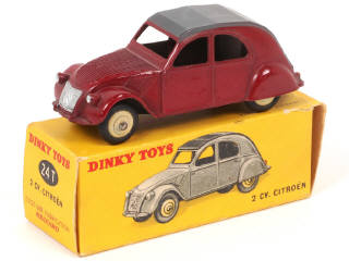 Lot 370 - DINKY TOYS (FRANCE) (1)