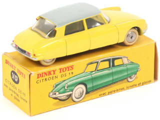 Lot 361 - DINKY TOYS (FRANCE) (1)