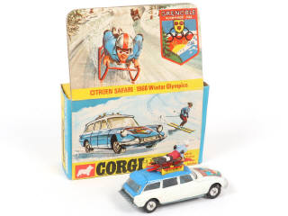 Lot 126 - CORGI TOYS (GB) (1)