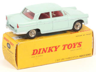 Lot 433 - DINKY TOYS (FRANCE) (1)