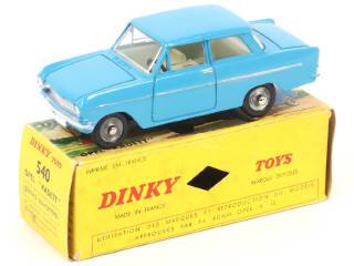 Lot 432 - DINKY TOYS (FRANCE) (1)