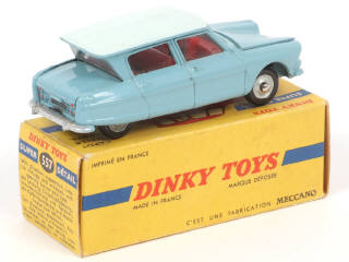 Lot 435 - DINKY TOYS (FRANCE) (1)