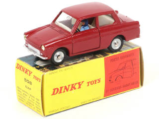 Lot 389 - DINKY TOYS (FRANCE) (1)