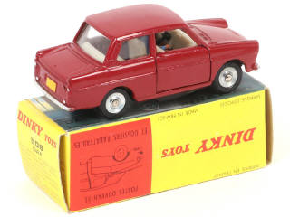 Lot 389 - DINKY TOYS (FRANCE) (1)