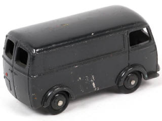 Lot 455 - DINKY TOYS (FRANCE) (1)