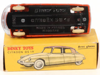 Lot 360 - DINKY TOYS (FRANCE) (1)