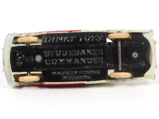 Lot 382 - DINKY TOYS (FRANCE) (1)