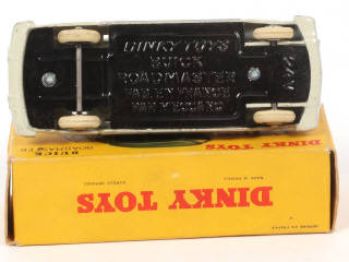 Lot 378 - DINKY TOYS (FRANCE) (1)