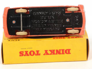 Lot 377 - DINKY TOYS (FRANCE) (1)