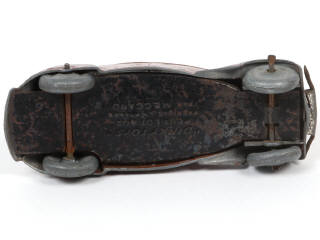 Lot 323 - DINKY TOYS (FRANCE) (1)