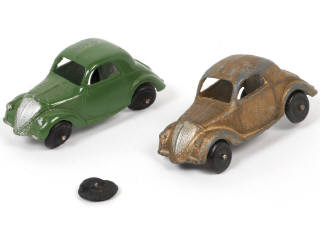 Lot 321 - DINKY TOYS (FRANCE) (1)