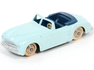 Lot 331 - DINKY TOYS (FRANCE) (1)