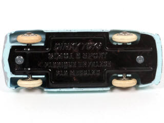 Lot 331 - DINKY TOYS (FRANCE) (1)