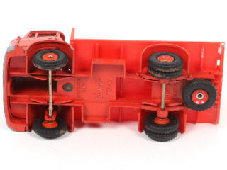 Lot 479 - DINKY TOYS (FRANCE) (1)