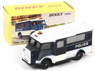 Lot 468 - DINKY TOYS (FRANCE) (1)