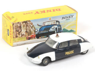 Lot 405 - DINKY TOYS (FRANCE) (1)