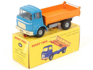 Lot 477 - DINKY TOYS (FRANCE) (1)