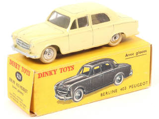 Lot 358 - DINKY TOYS (FRANCE) (1)