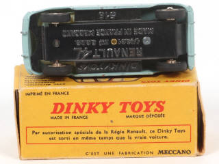 Lot 420 - DINKY TOYS (FRANCE) (1)