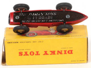 Lot 350 - DINKY TOYS (FRANCE) (1)