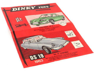 Lot 371 - DINKY TOYS (FRANCE) (1)