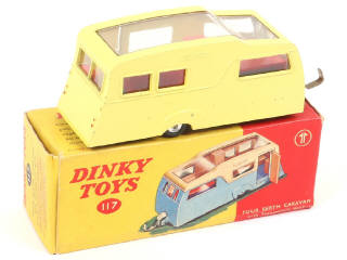 Lot 348 - DINKY TOYS (GB) (1)