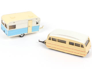 Lot 410 - DINKY TOYS (FRANCE) (2)