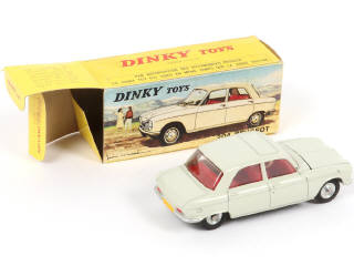 Lot 386 - DINKY TOYS (FRANCE) (1)