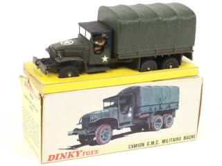Lot 405 - DINKY TOYS (FRANCE) (1)