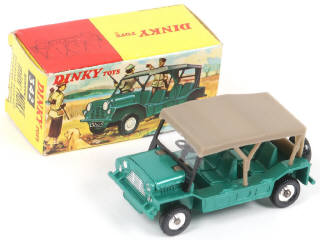 Lot 353 - DINKY TOYS (GB) (1)
