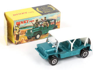 Lot 354 - DINKY TOYS (GB) (1)