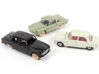 Lot 420 - DINKY TOYS (FRANCE) (3)