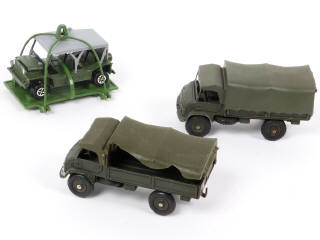 Lot 366 - DINKY TOYS (3)