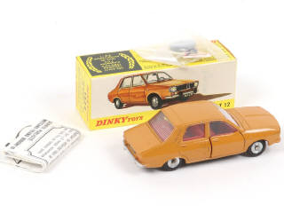 Lot 383 - DINKY TOYS (FRANCE) (1)