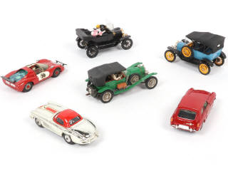 Lot 220 - CORGI TOYS (GB) (6)