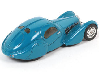 Lot 149 - AURORE MODELS (SUISSE) (1)