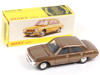 Lot 379 - DINKY TOYS (FRANCE) (1)