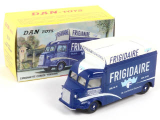 Lot 360 - DAN-TOYS (FRANCE) (1)