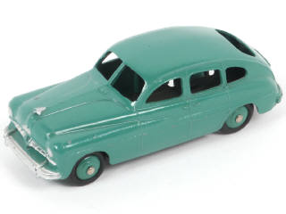 Lot 371 - DINKY TOYS (FRANCE) (1)