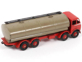 Lot 367 - DINKY TOYS (GB) (1)
