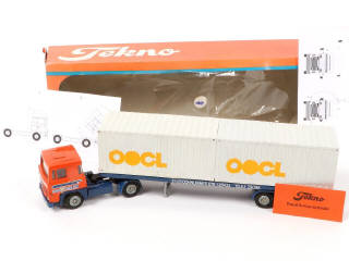 Lot 276 - DIVERS (3)